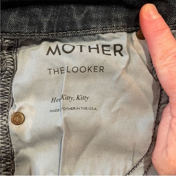 MOTHER The Looker Mid Rise Skinny Jeans in Here Kitty Kitty 25 - Picture 7 of 16